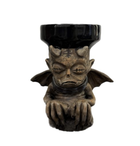 Demon dohánytartó – kézzel készített